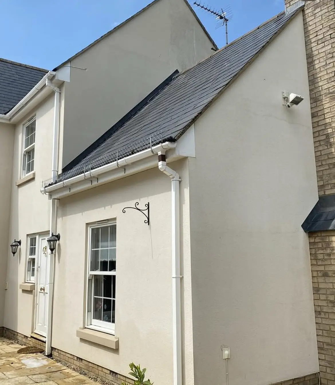 Render cleaning by Geyserclean in Milton Keynes, after treatment