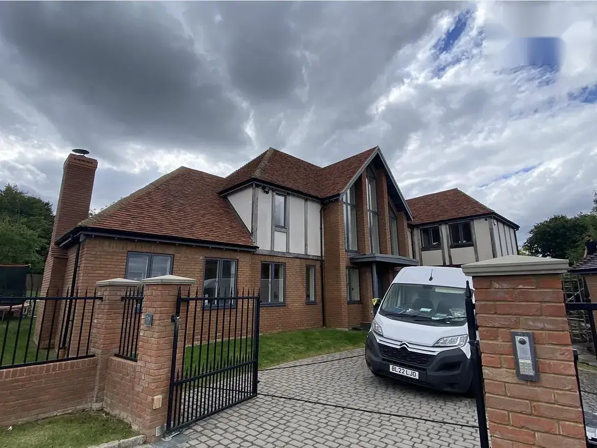 Roof cleaning by Geyserclean in Milton Keynes, completed work