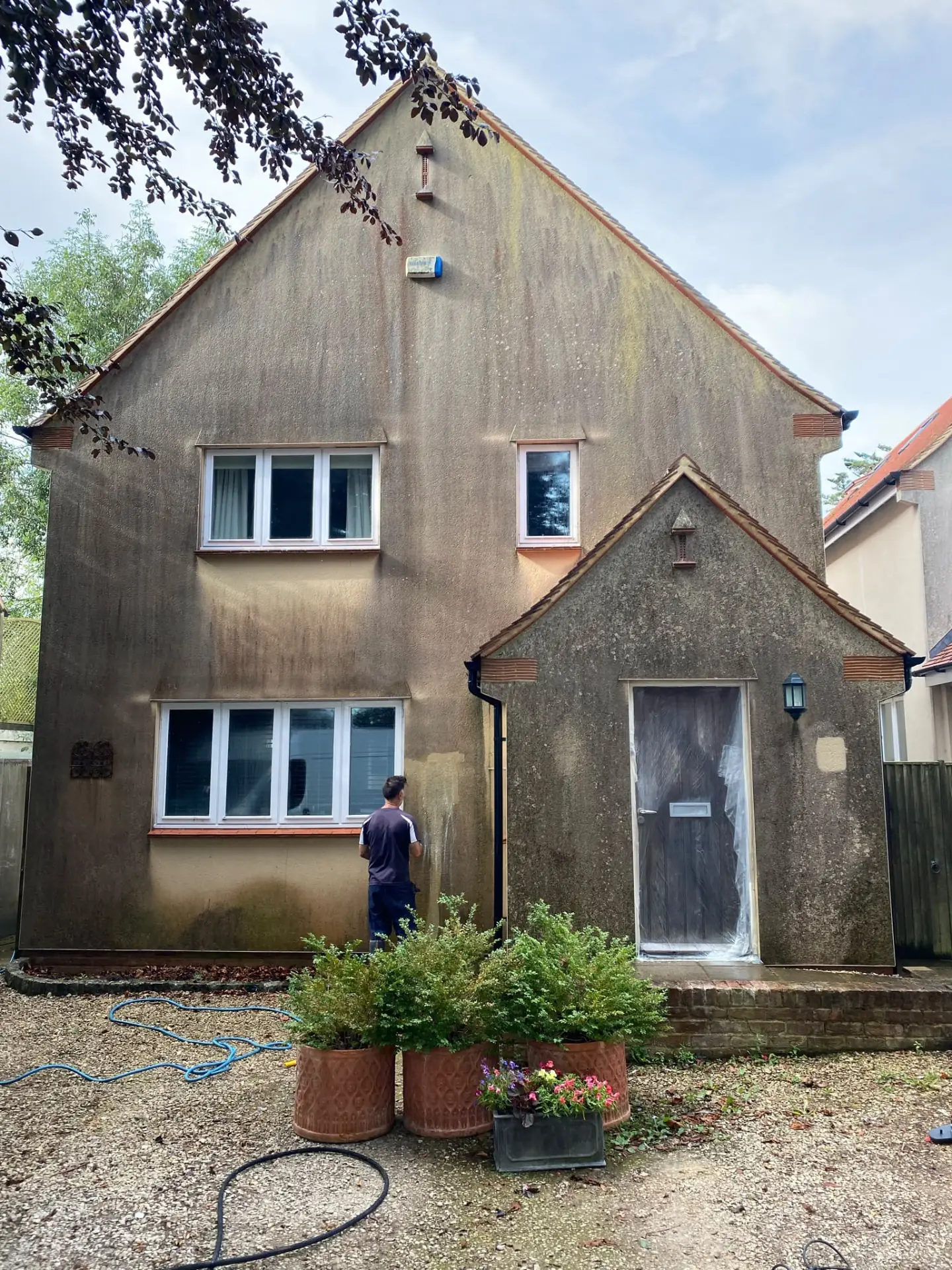 Render cleaning by Geyserclean in Milton Keynes, before treatment