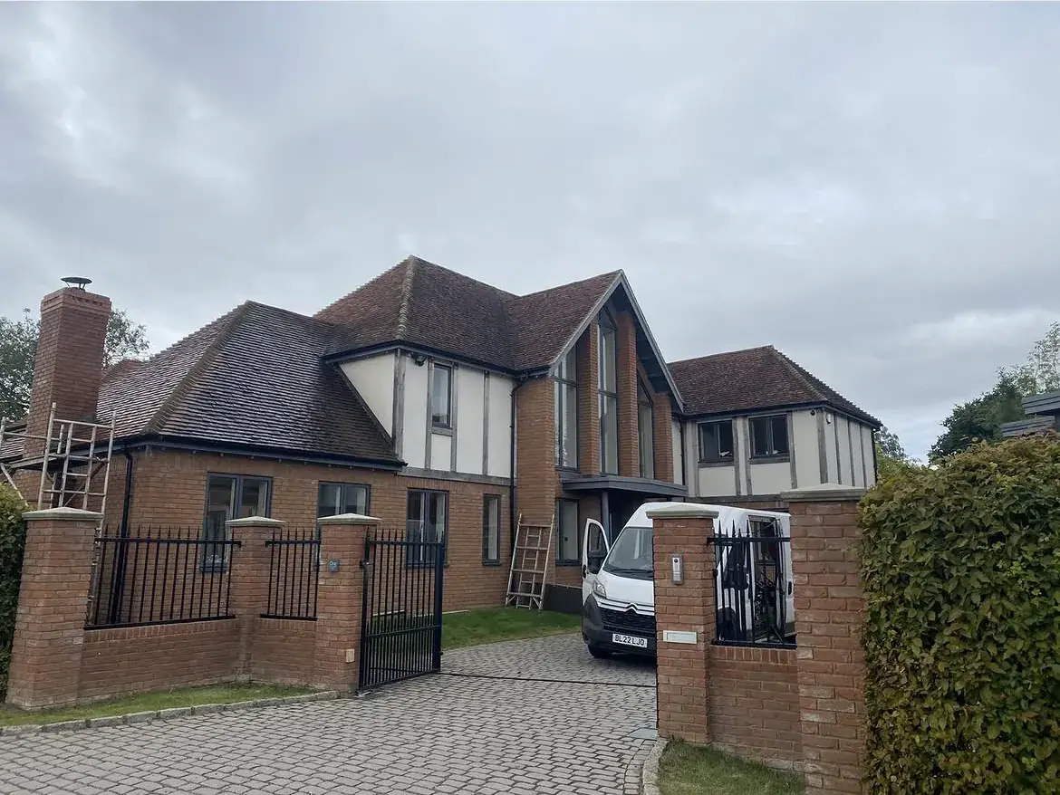 Roof cleaning by Geyserclean in Milton Keynes, completed work